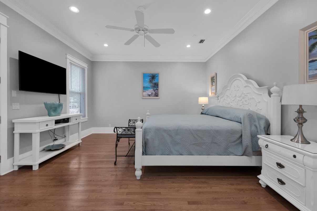 Bedroom, Interior, Recessed Lighting, Wood Texture Flooring