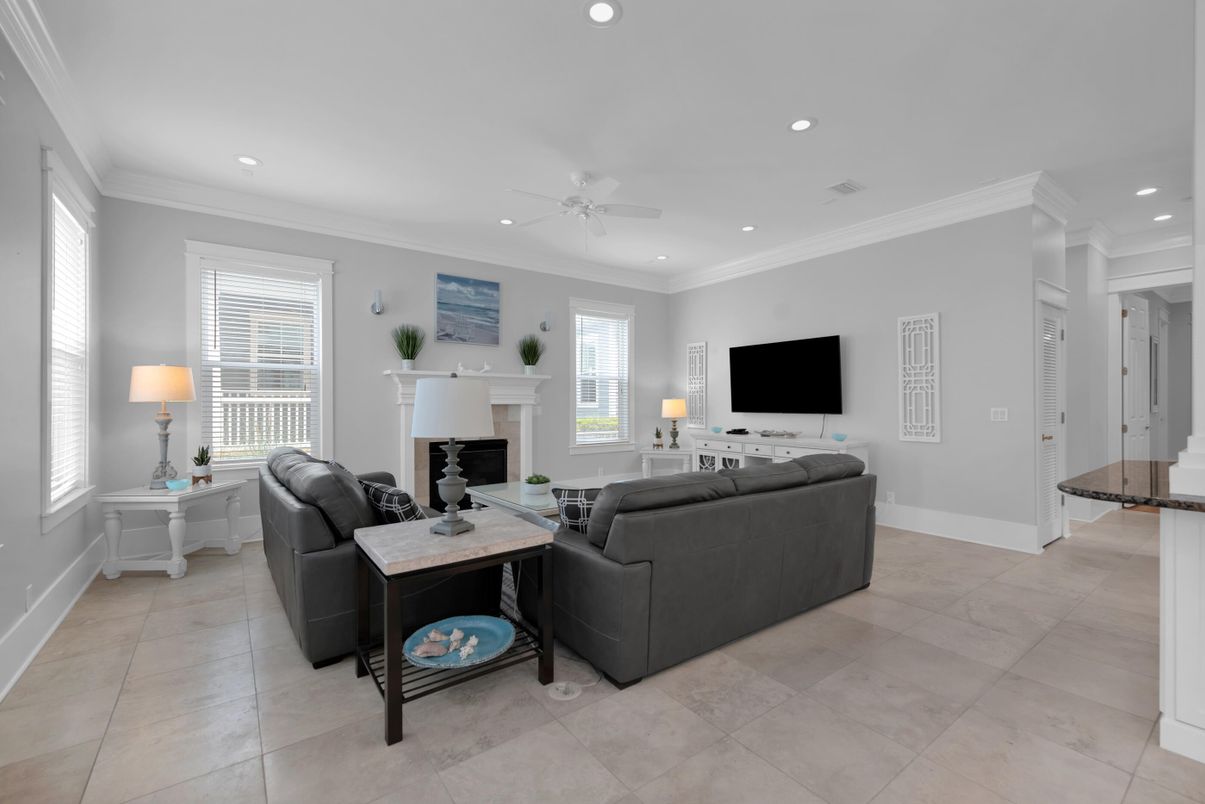 Fireplace, Interior, Living room, Recessed Lighting