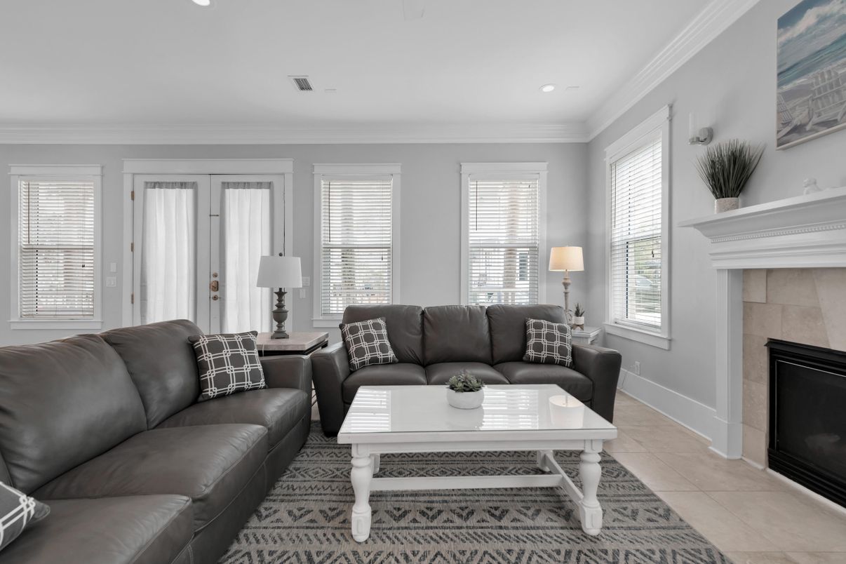 Fireplace, Interior, Living room, Recessed Lighting