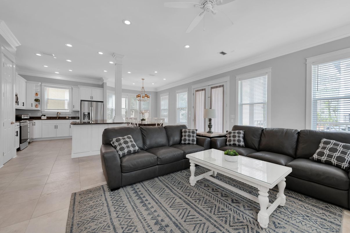 Interior, Kitchen, Living room, Pendant Lights, Recessed Lighting, Stainless Steel Appliances