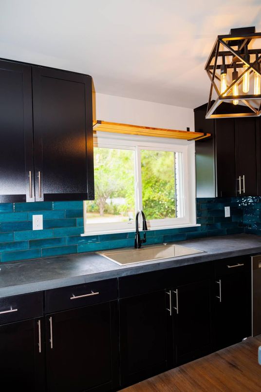 Interior, Kitchen, Pendant Lights, Wood Texture Flooring