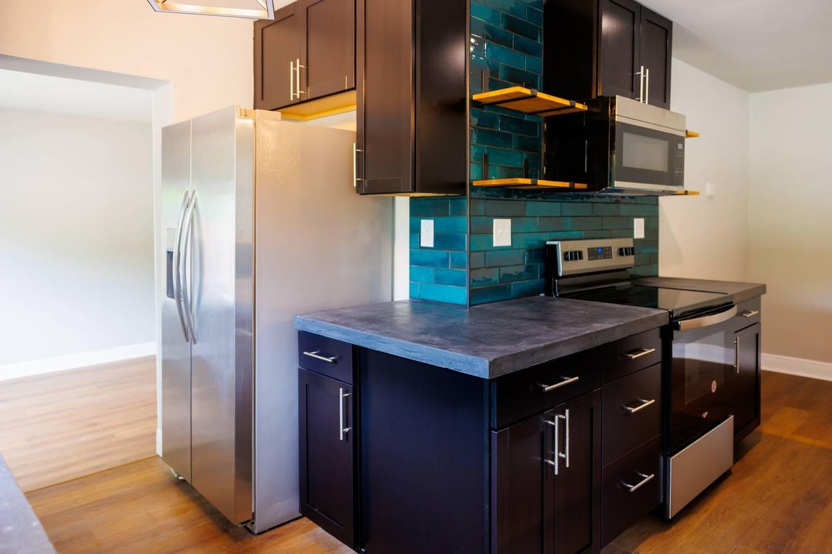 Interior, Kitchen, Stainless Steel Appliances, Wood Texture Flooring