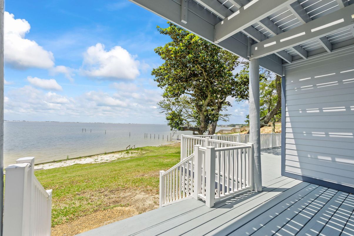 Backyard, Exterior, Water