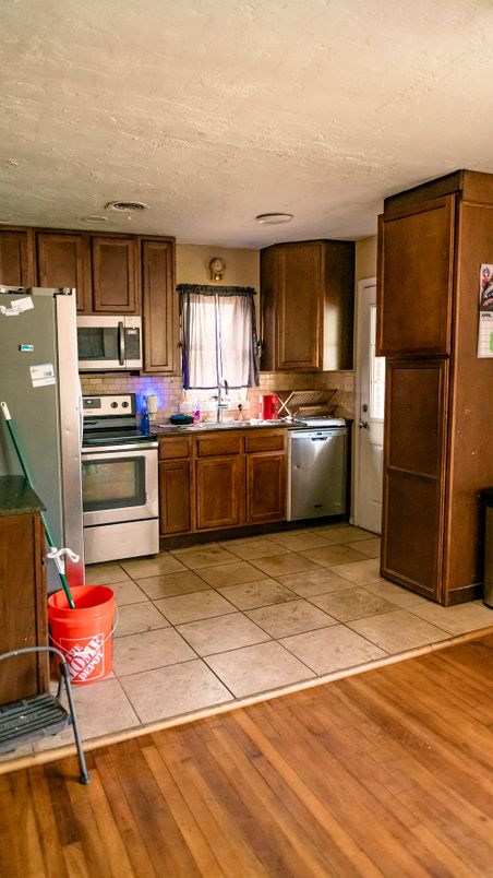 Interior, Kitchen, Stainless Steel Appliances, Wood Texture Flooring