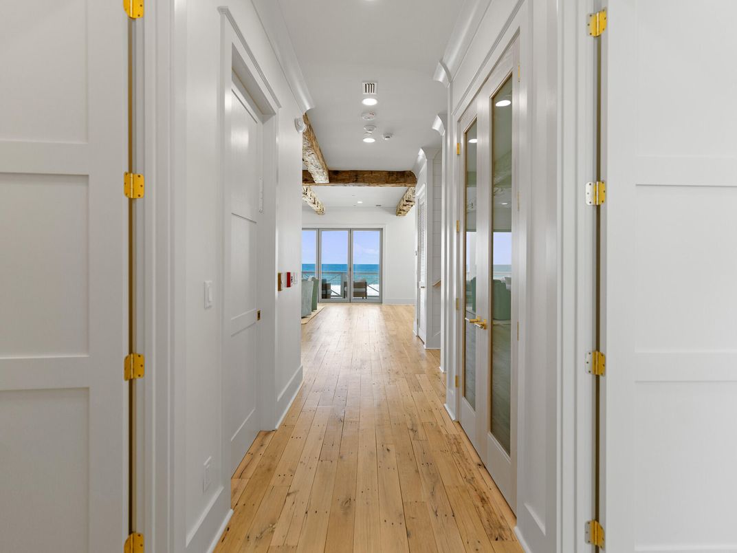 Interior, Recessed Lighting, Water, Wood Texture Flooring