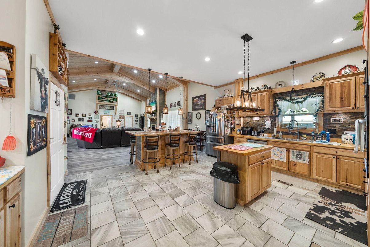Interior, Kitchen, Pendant Lights, Recessed Lighting, Wooden Ceilings