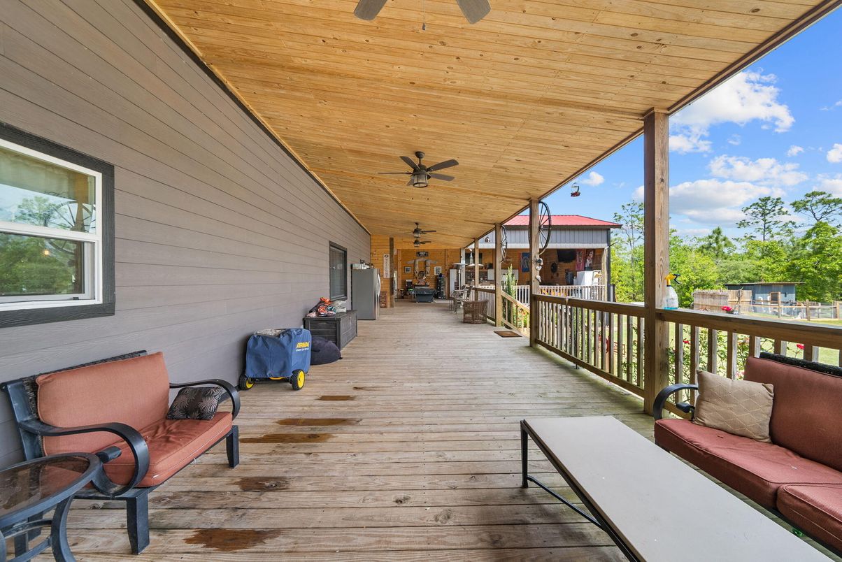 Exterior, Wood Texture Flooring