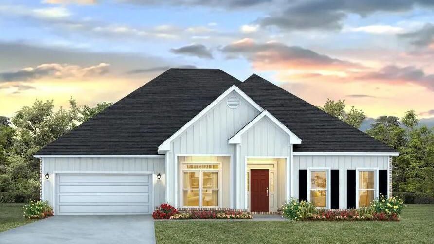 Attached, Exterior, Facade, Farmhouse