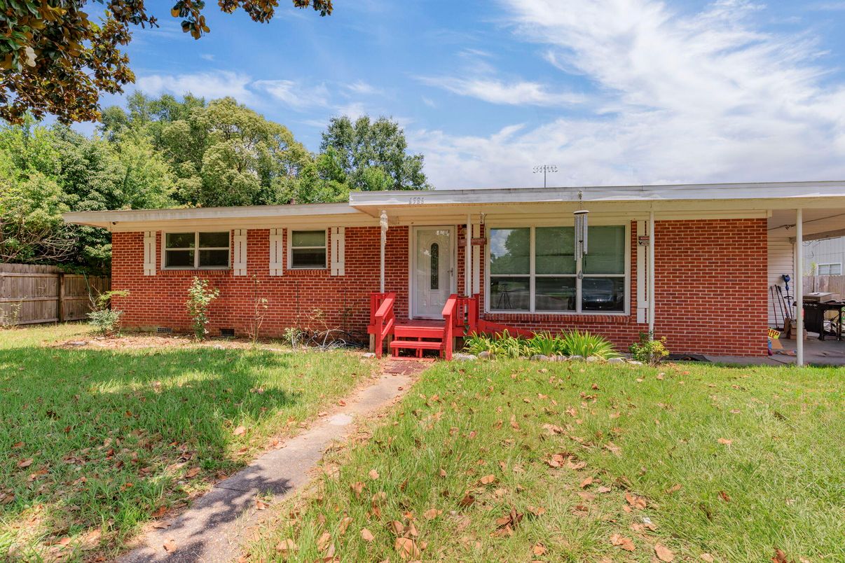 Exterior, Facade, Brick Facade, None