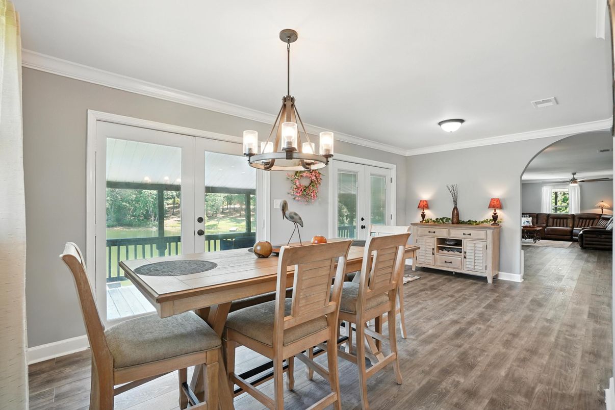 Chandelier, Dining room, Interior, Living room, Pendant Lights, Wood Texture Flooring