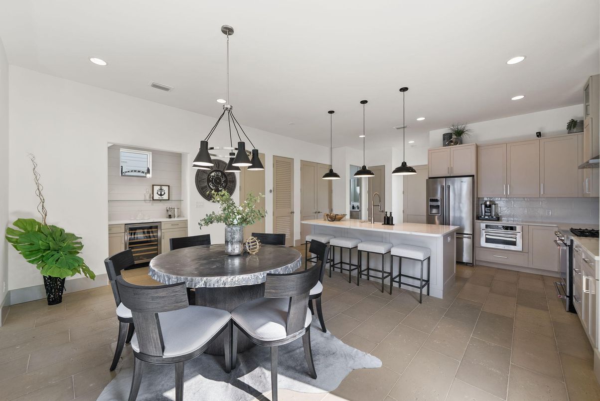 Dining room, Interior, Kitchen, Pendant Lights, Recessed Lighting, Stainless Steel Appliances