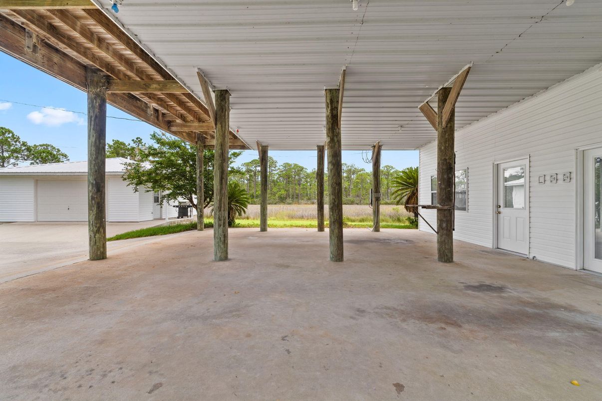 Backyard, Exterior