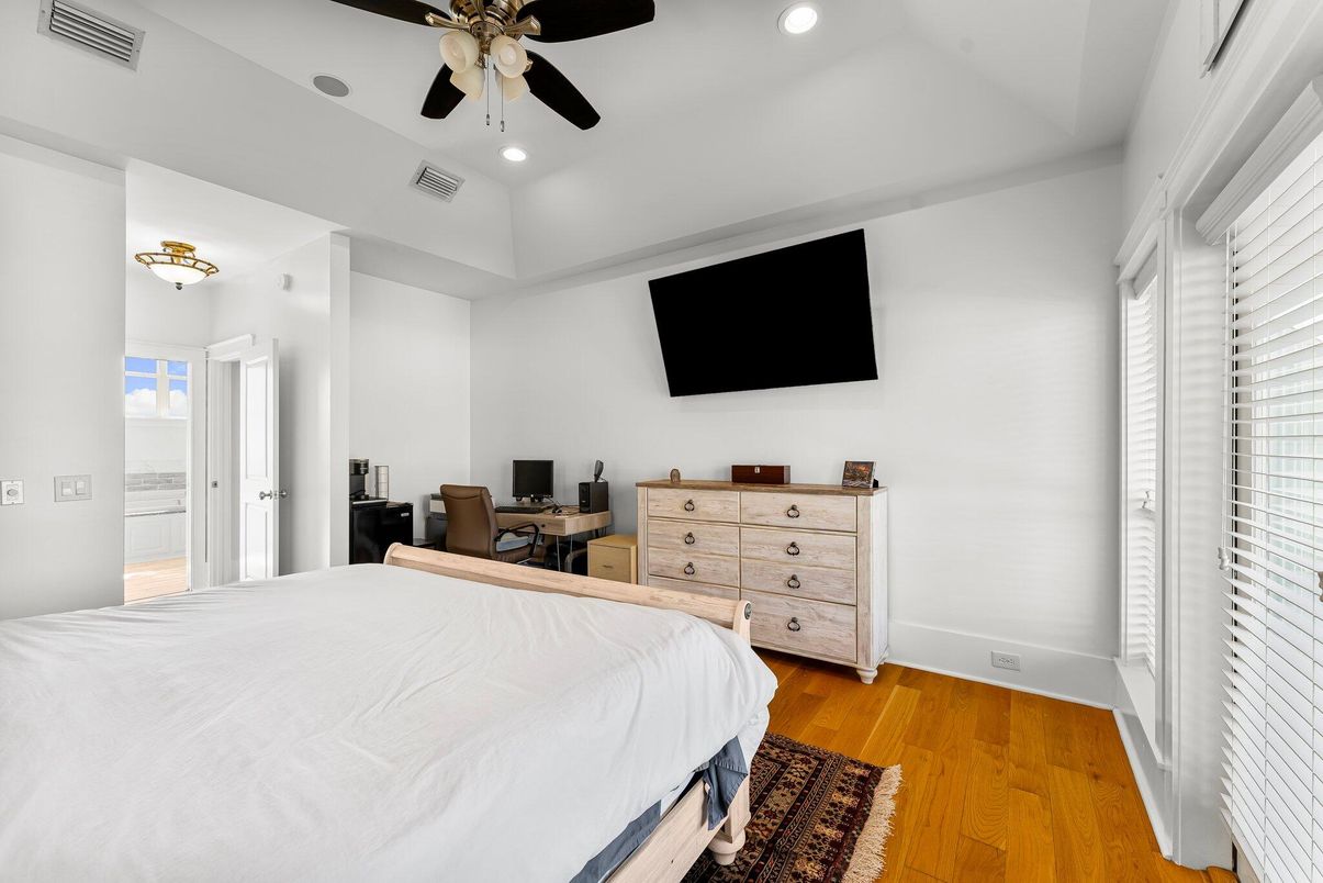 Bedroom, Interior, Recessed Lighting, Wood Texture Flooring