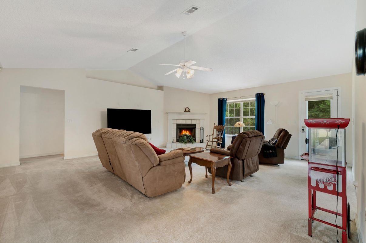 Fireplace, Interior, Living room