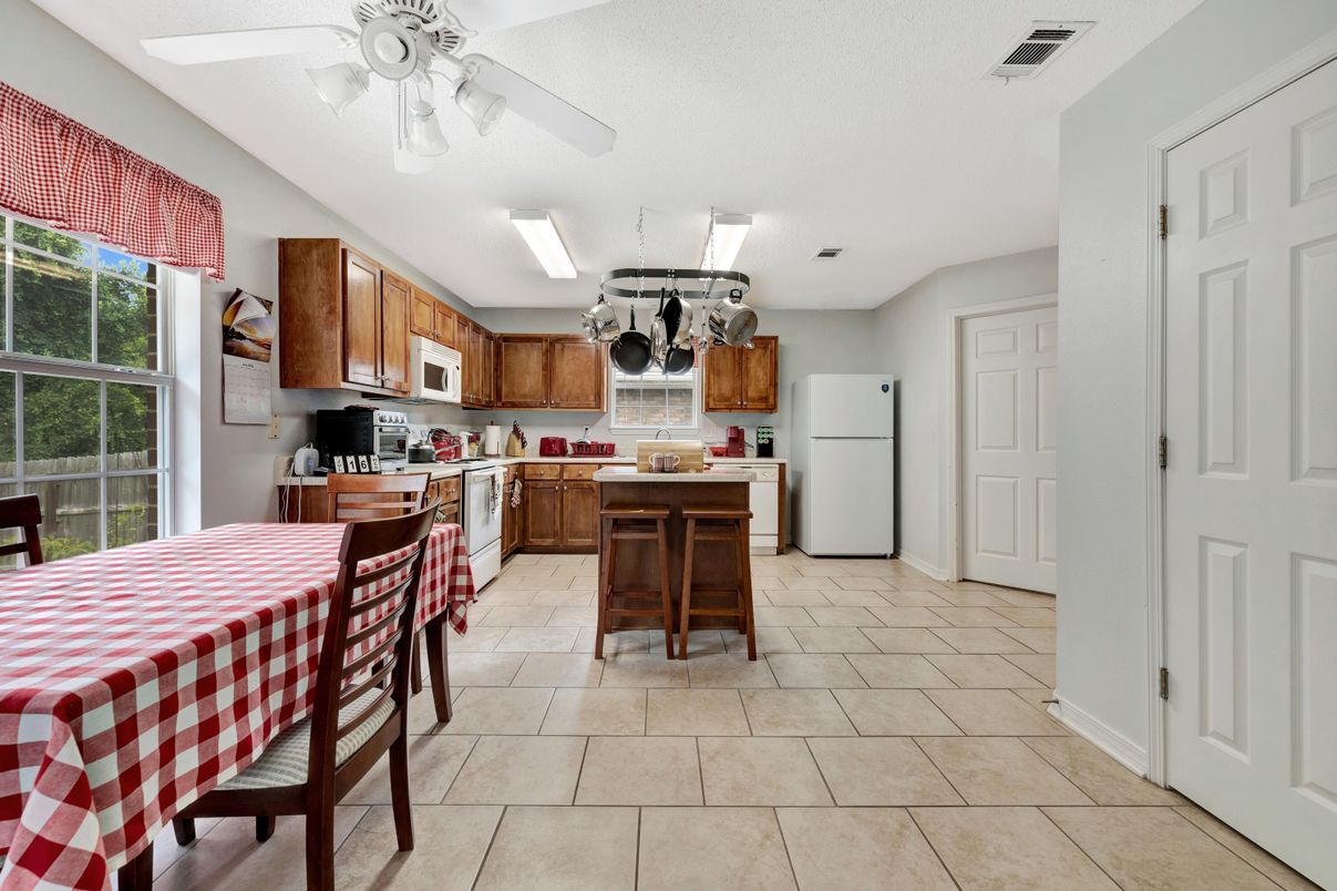 Dining room, Interior, Kitchen