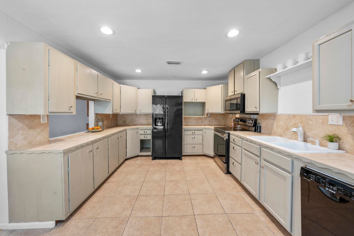 Interior, Kitchen, Recessed Lighting