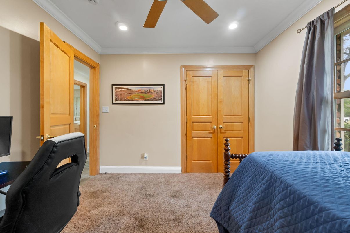 Bedroom, Home Office, Interior, Recessed Lighting