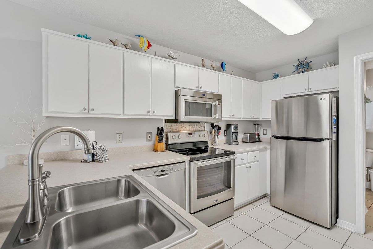 Interior, Kitchen, Stainless Steel Appliances