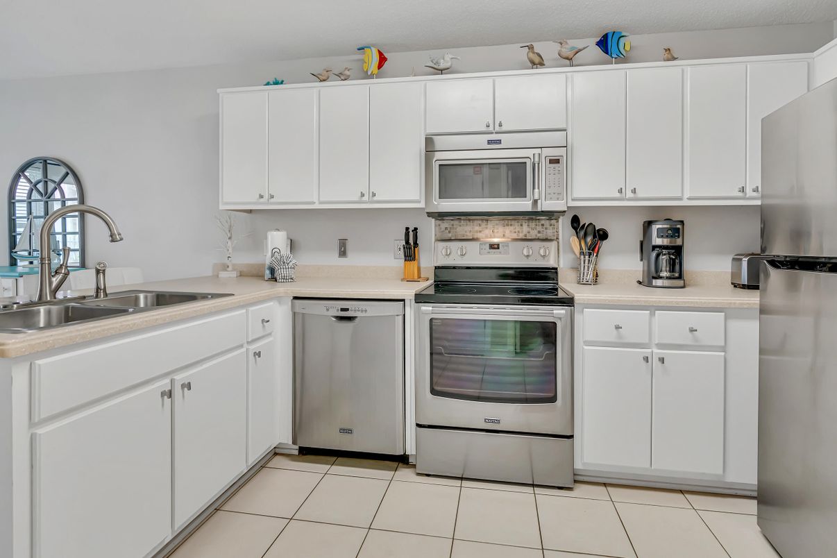 Interior, Kitchen, Stainless Steel Appliances