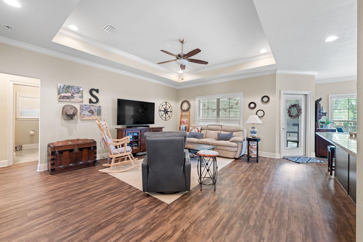 Interior, Living room, Recessed Lighting, Wood Texture Flooring