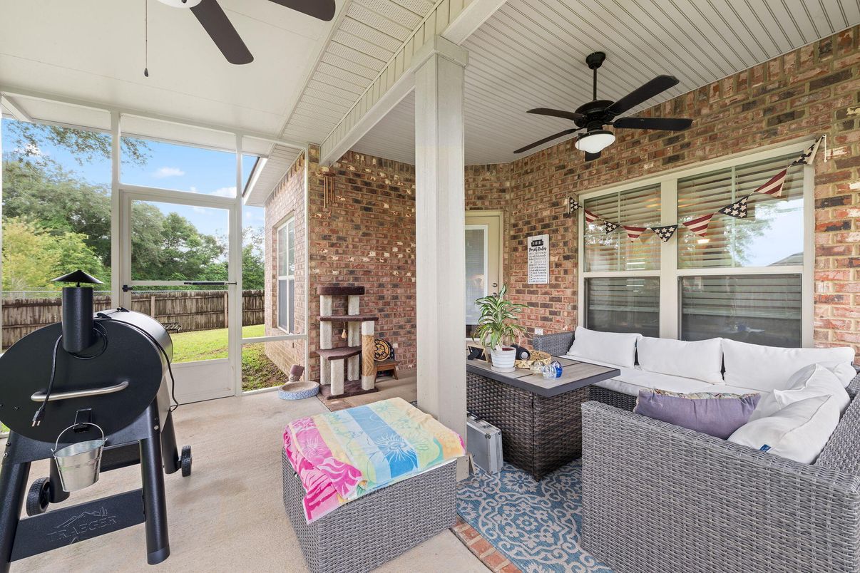 Interior, Living room, Stone Walls, Sun Room