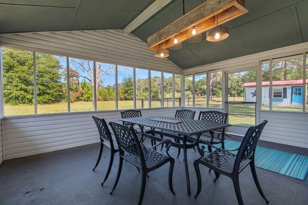 Dining room, Interior, Pendant Lights, Sun Room