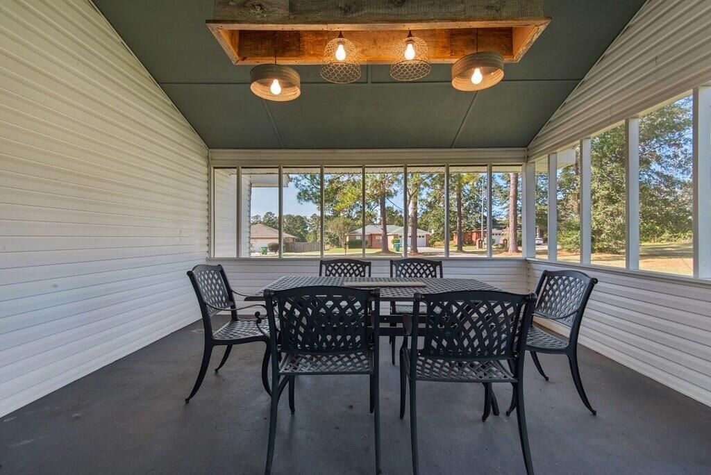 Dining room, Interior, Sun Room