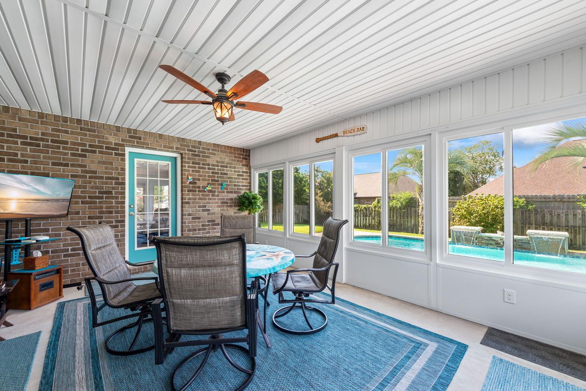 Dining room, Interior, Stone Walls, Sun Room