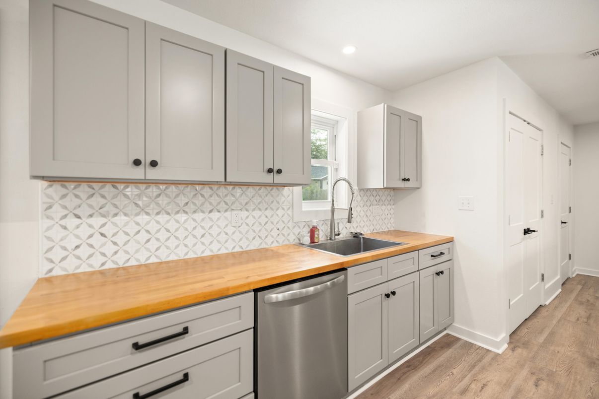 Interior, Kitchen, Recessed Lighting, Wood Texture Flooring