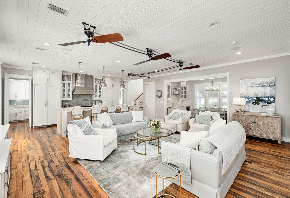 Chandelier, Dining room, Interior, Kitchen, Living room, Pendant Lights, Recessed Lighting, Wood Texture Flooring