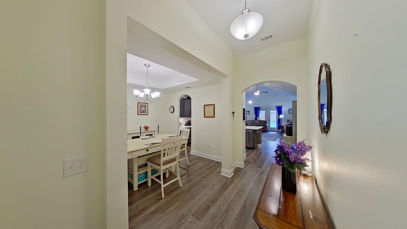 Chandelier, Dining room, Interior, Kitchen, Pendant Lights, Wood Texture Flooring