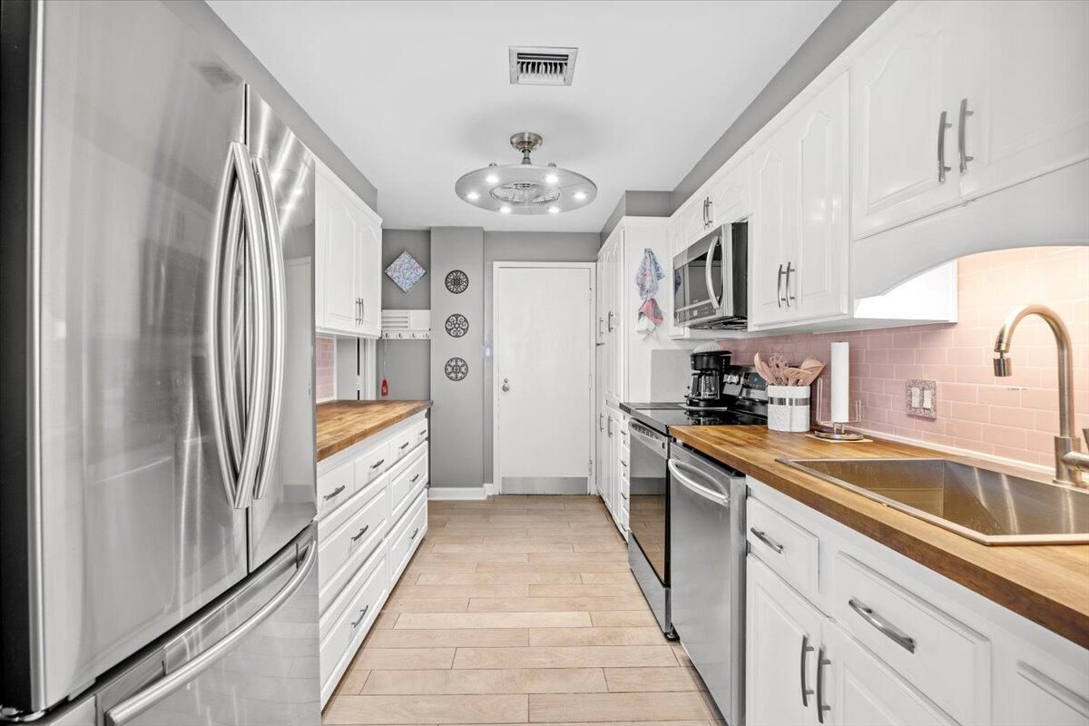 Interior, Kitchen, Stainless Steel Appliances, Wood Texture Flooring