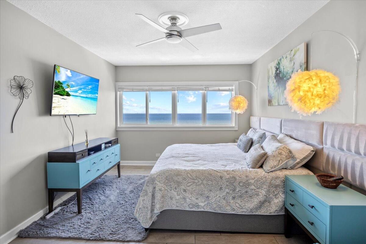Bedroom, Interior, Water