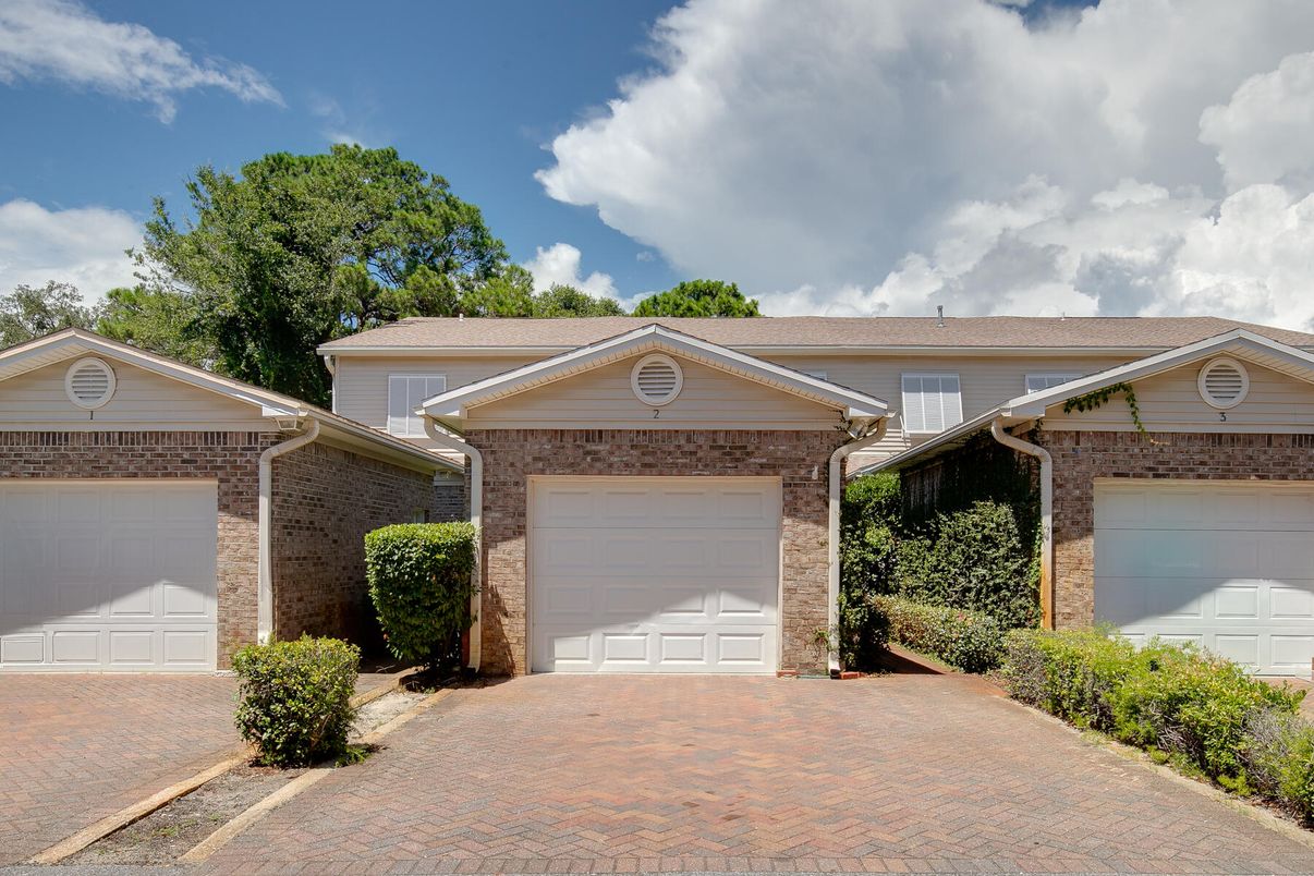 Attached, Exterior, Facade, Brick Facade, Brick Traditional