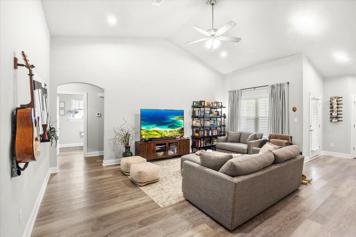 Interior, Living room, Piano, Recessed Lighting, Wood Texture Flooring