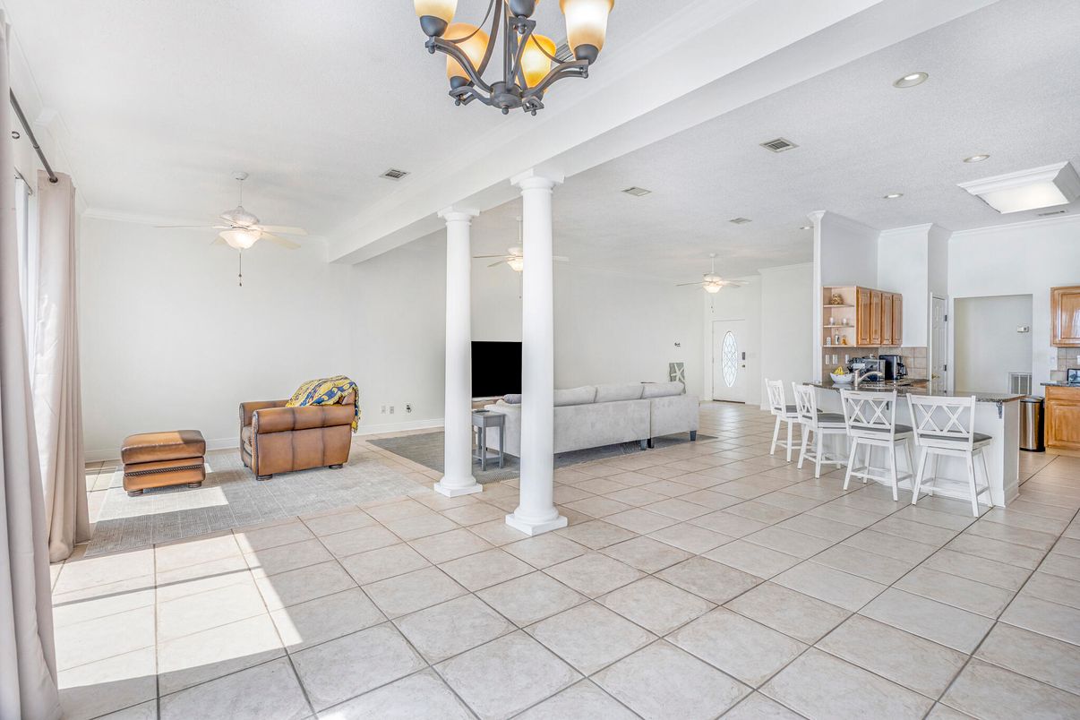 Chandelier, Dining room, Interior, Kitchen, Recessed Lighting