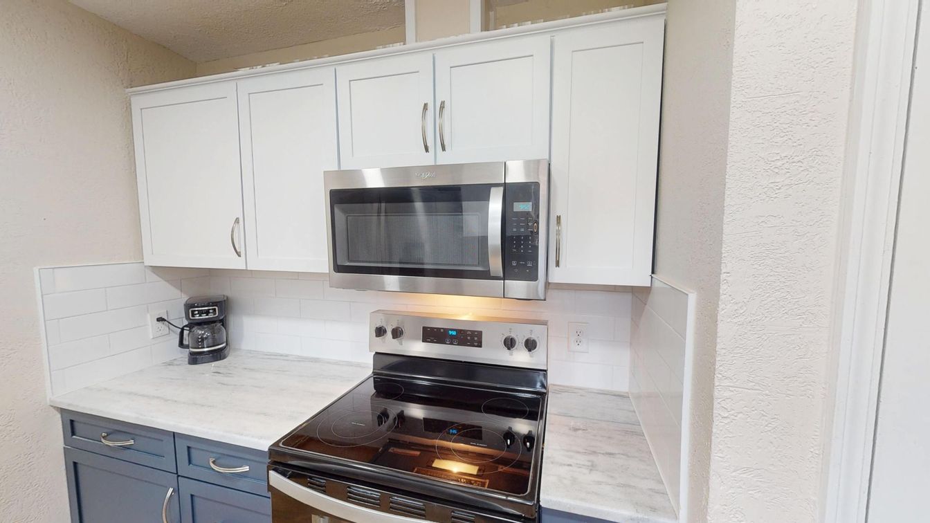 Interior, Kitchen, Stainless Steel Appliances