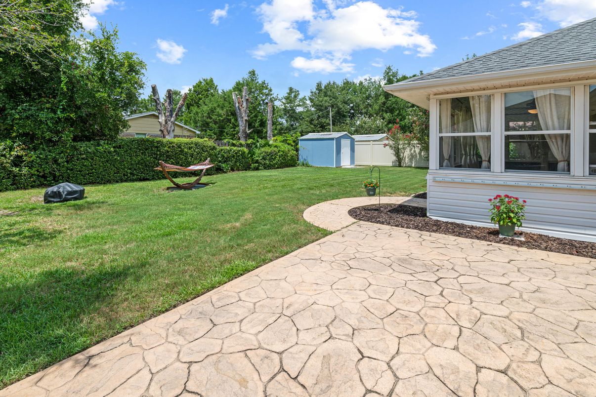 Backyard, Exterior