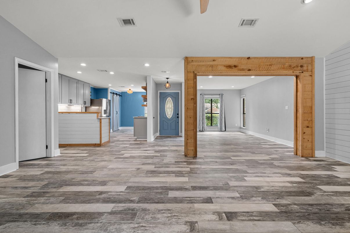 Interior, Kitchen, Pendant Lights, Recessed Lighting