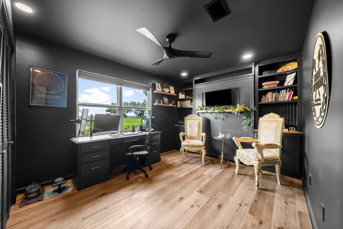 Home Office, Interior, Recessed Lighting, Wood Texture Flooring