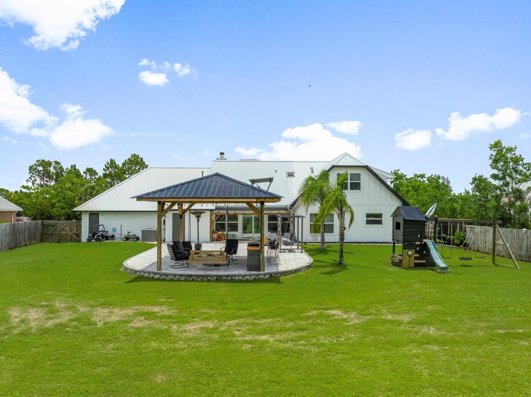 Backyard, Exterior, Playground
