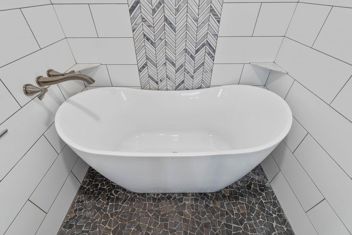 Bathroom, Free Standing Baths, Interior