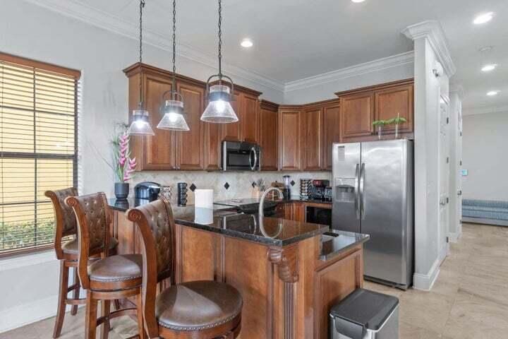 Interior, Kitchen, Pendant Lights, Recessed Lighting
