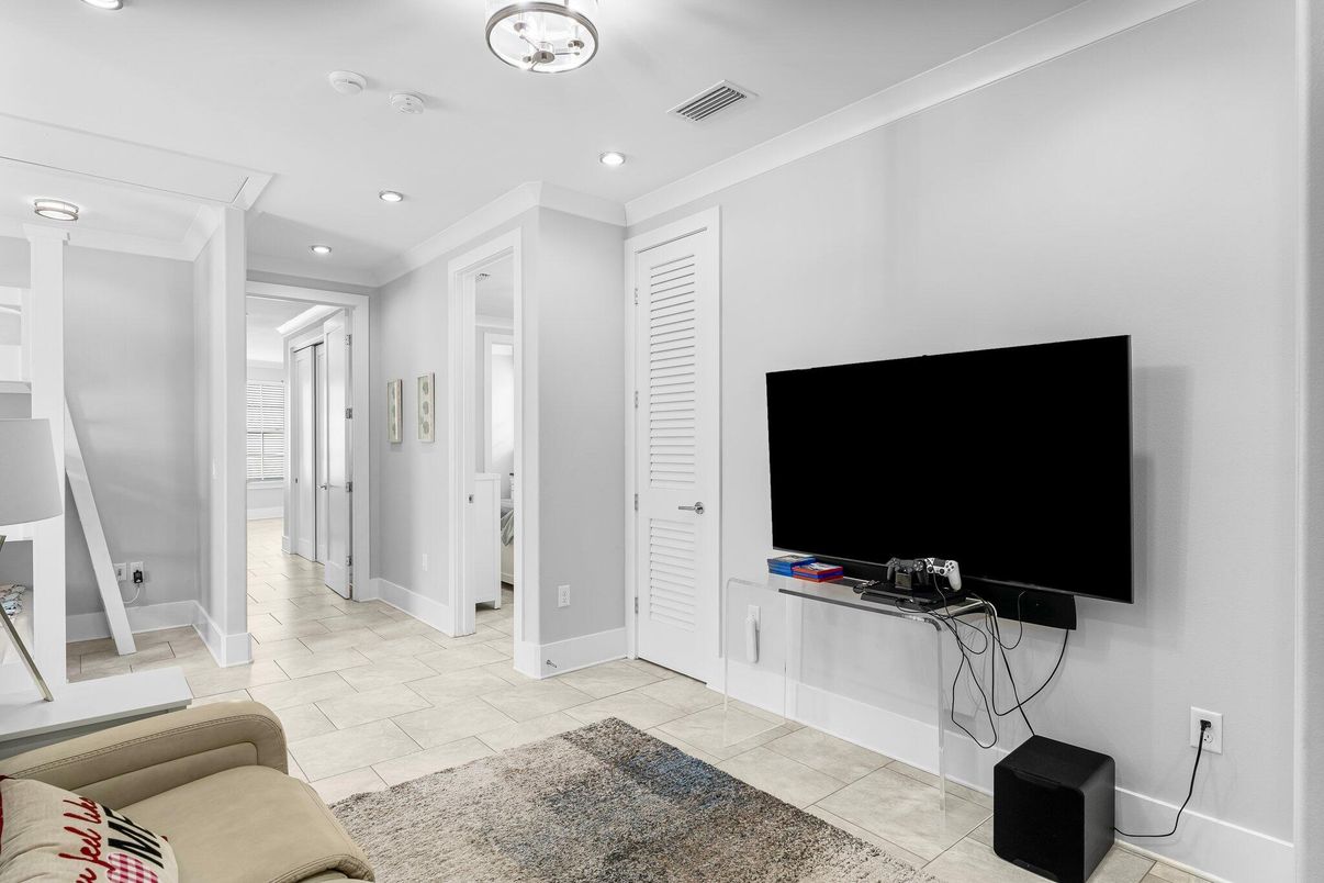 Interior, Recessed Lighting