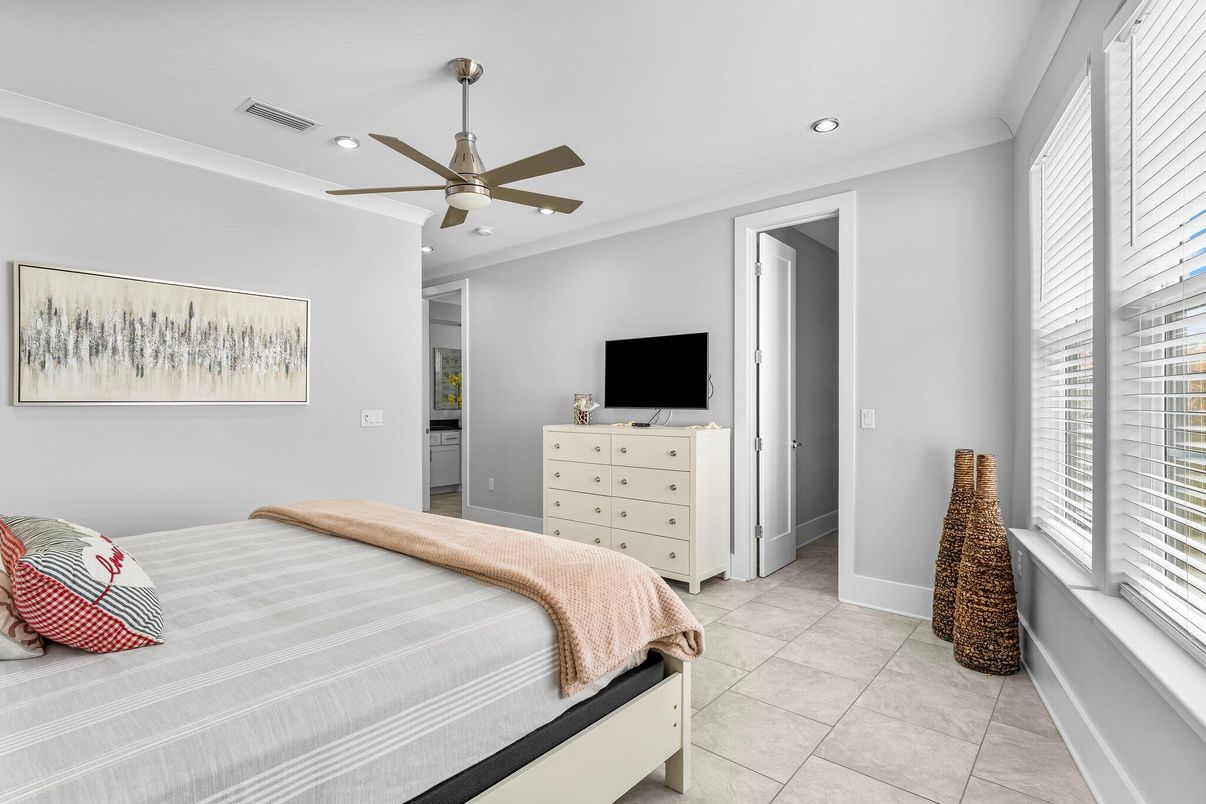 Bedroom, Interior, Recessed Lighting