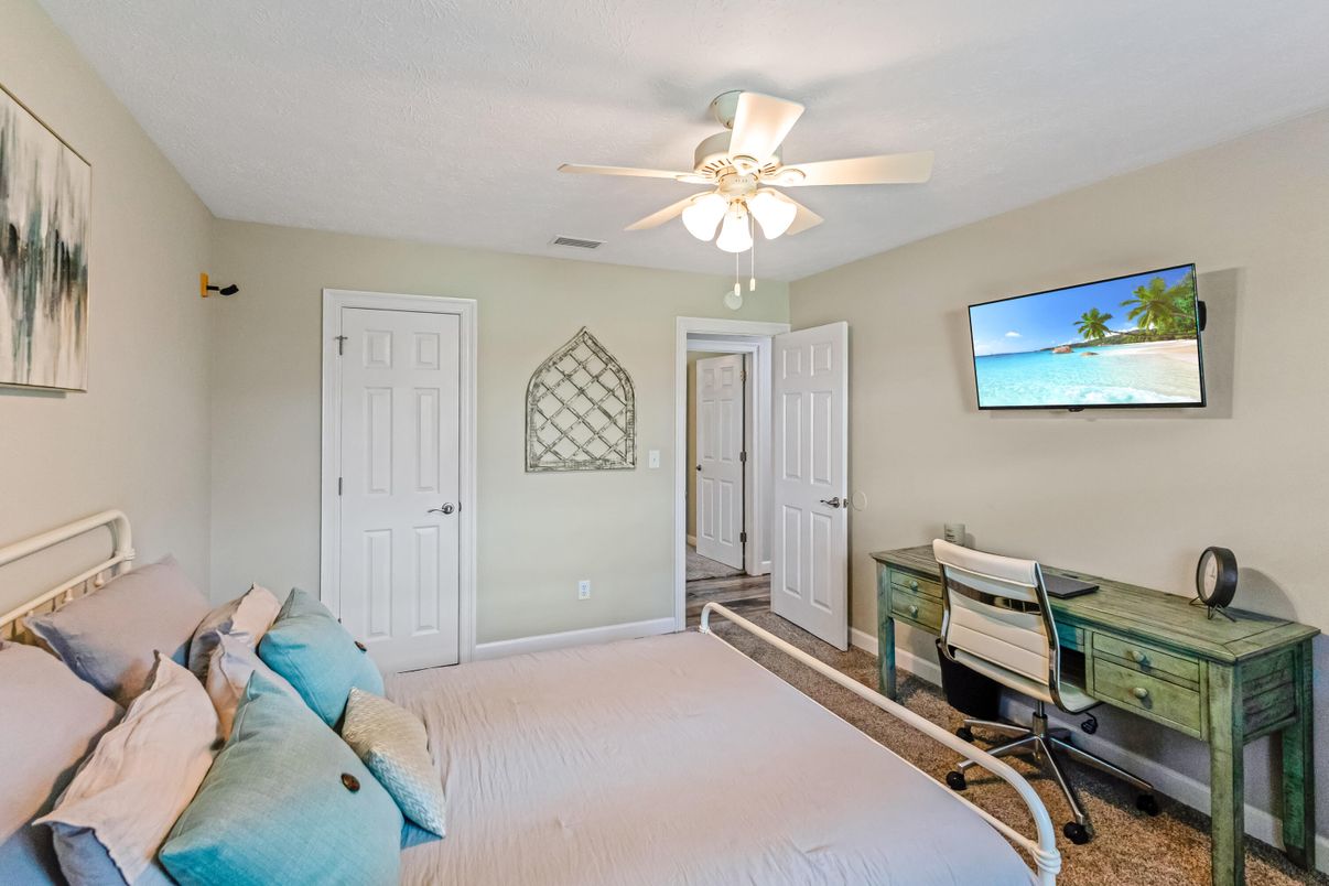 Bedroom, Home Office, Interior