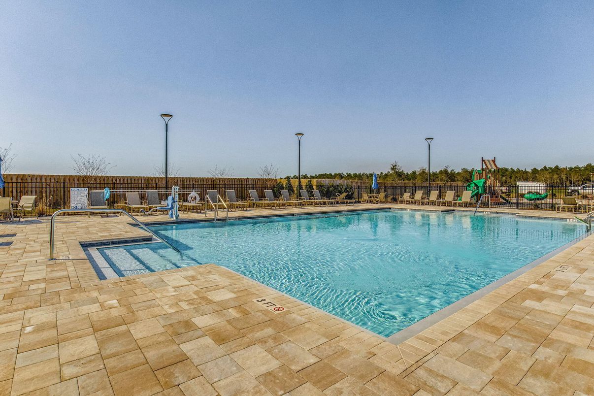 Exterior, Playground, Pool