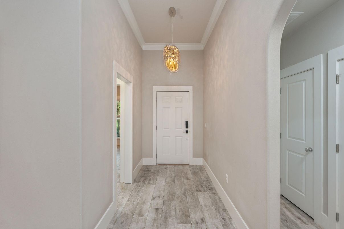 Interior, Pendant Lights, Wood Texture Flooring