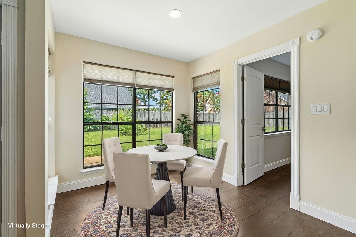 Dining room, Interior, Recessed Lighting, Wood Texture Flooring