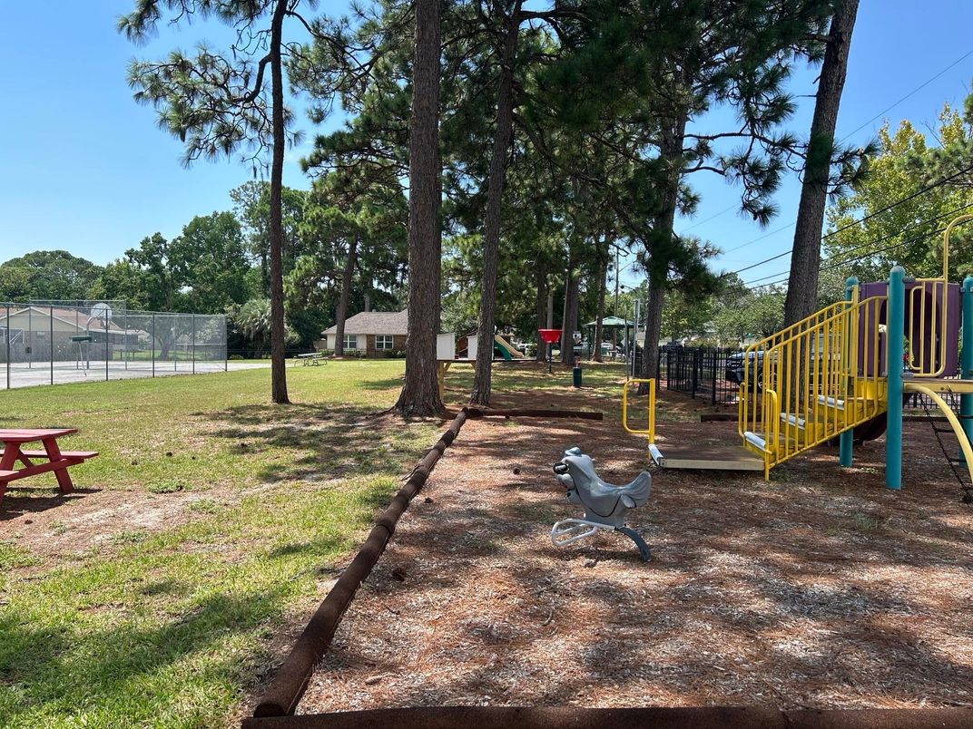 Backyard, Exterior, Playground